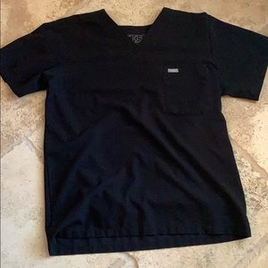 Figs Black Two Pocket Classic Scrub Top Small